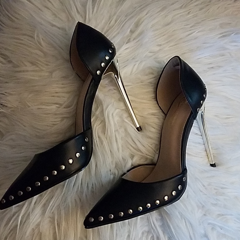 Forever 21 silver studded black pump heels